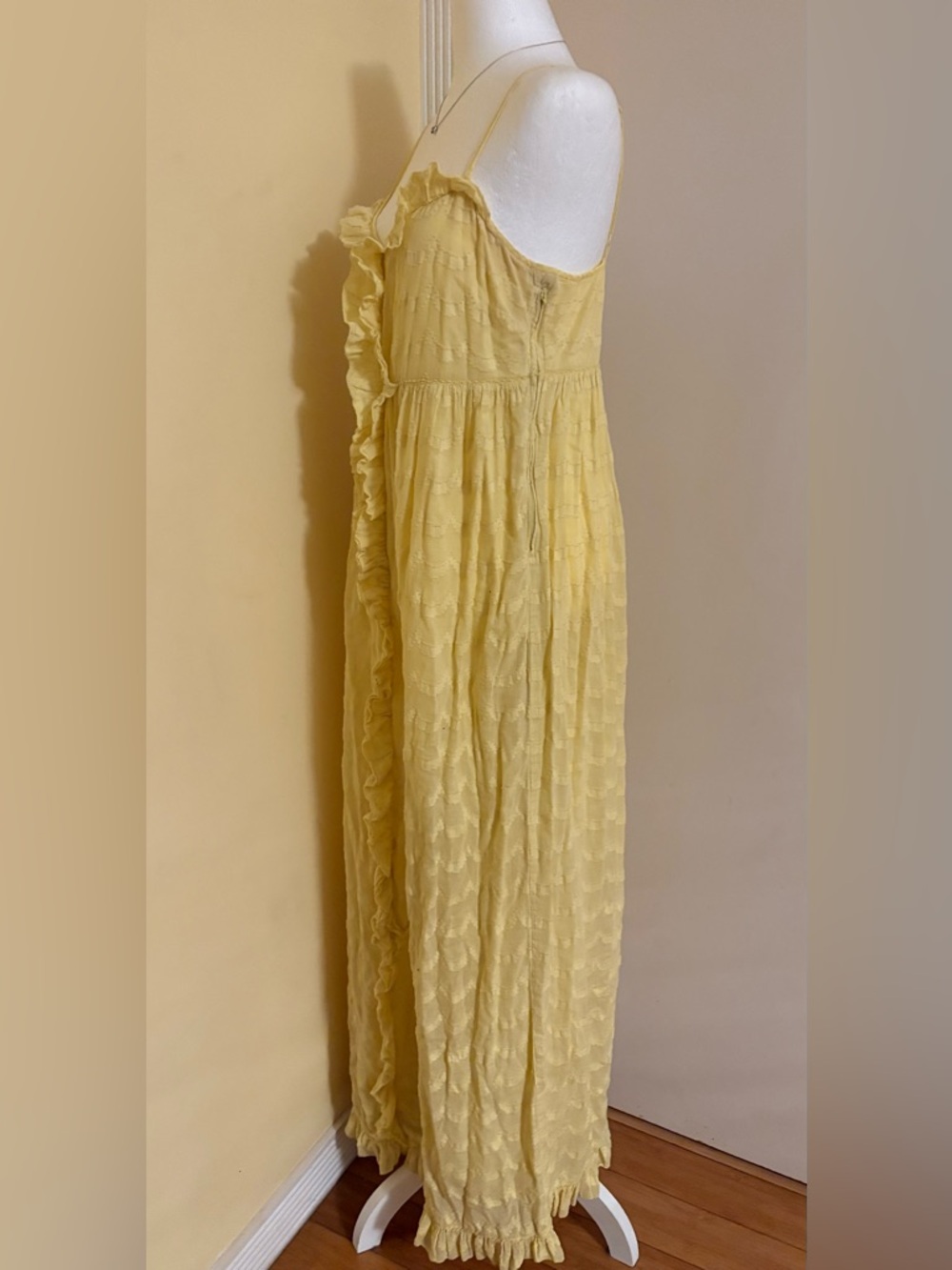Juicy Couture Soft Yellow Ruffle-Trim Maxi Dress Sz 8 - Picture 3 of 7